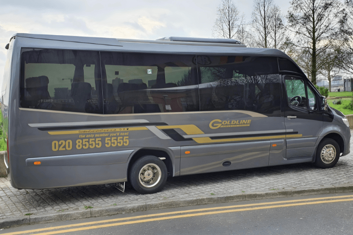 Minibus Small Horizontal Image - Goldline Cars (1)